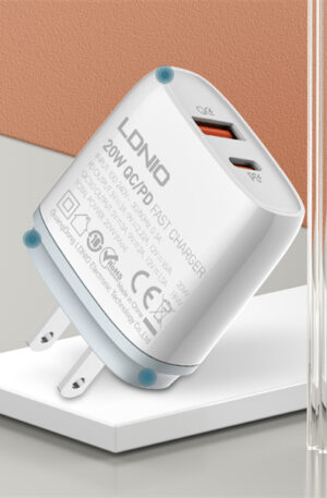 20W PD+QC3.0 Fast Charger Q229